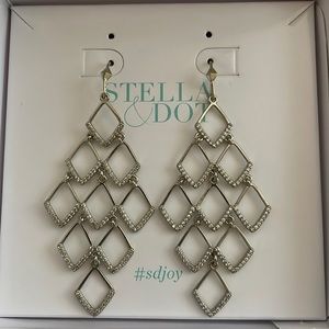 Stella & Dot Somerville Delicate Statement Earrings Cool Gold
